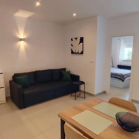 شقة Rose Mary Ocean View لوس كريستيانوس